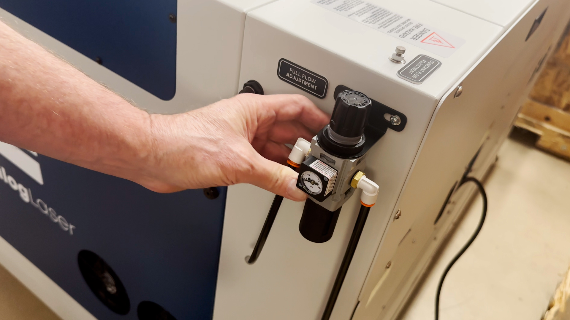 Attaching air compressor regulator to Fusion Pro 48