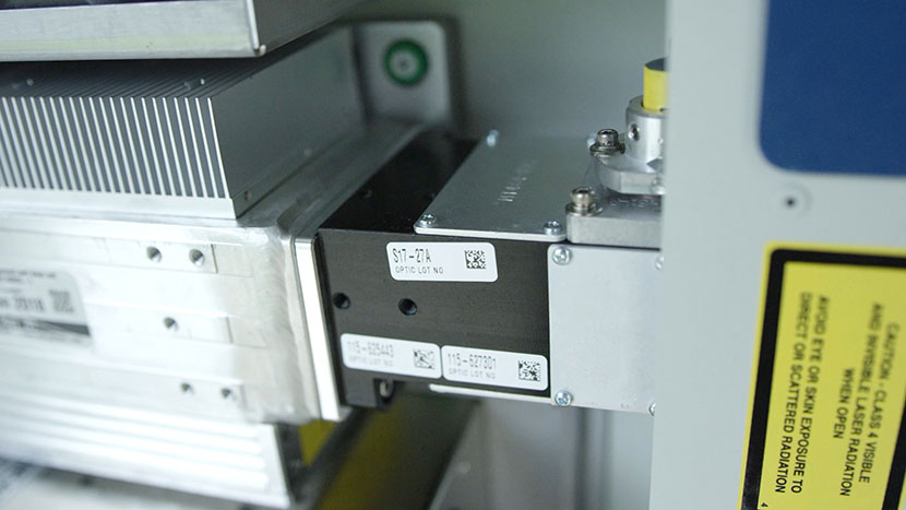 The collimator creates a more even beam for higher quality engraving. The collimator connected to the end of the laser tube.