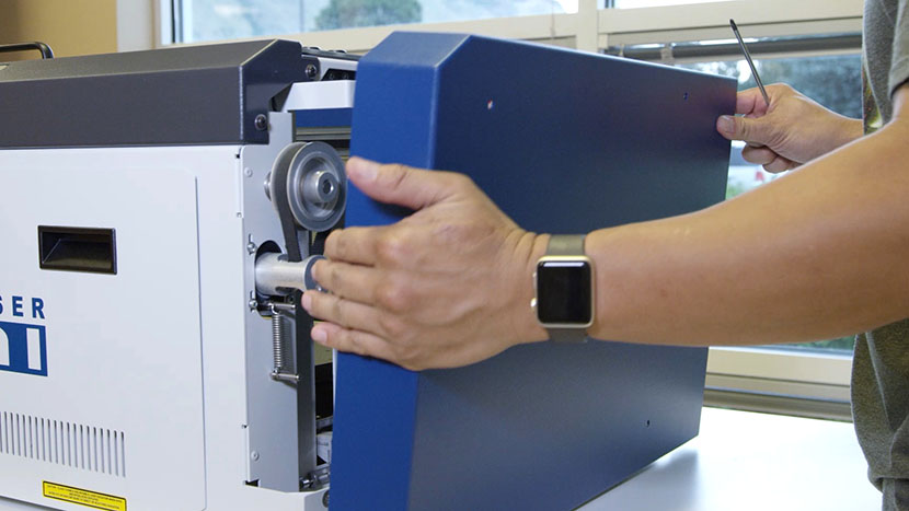 Put the right side panel back on the machine Putting on the right side panel