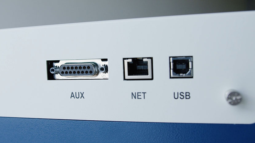 The Zing features auxiliary, Ethernet, and USB ports. Close-up of the computer connection ports.