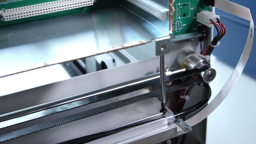 Remove the nylon fastener. Unscrewing the nylon Air Assist tube fastener.